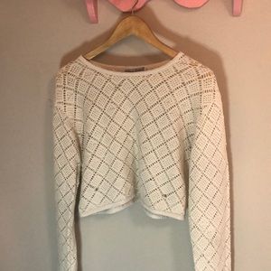 Long sleeve cropped shirt